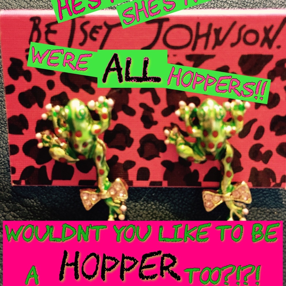 NWT BETSEY JOHNSON Hoppin' FROG Earrings